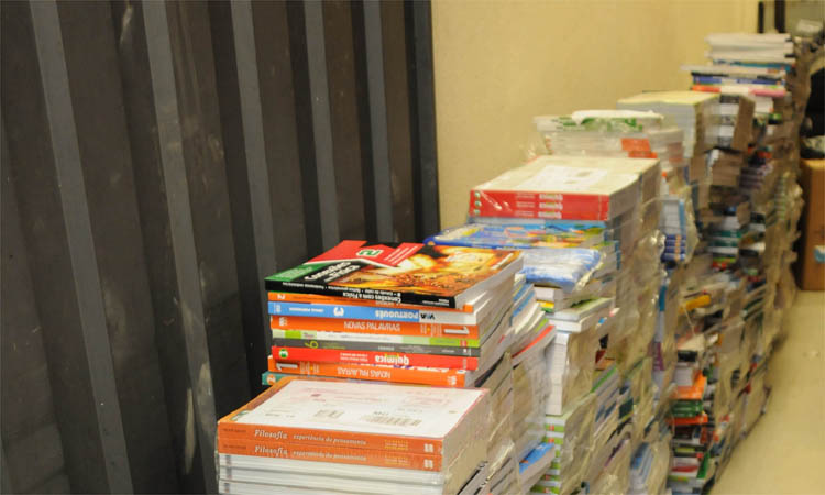 Origem do material encontrado em Neves ainda é um mistério (Foto: Gladyston Rodrigues/EM/D.A Press)