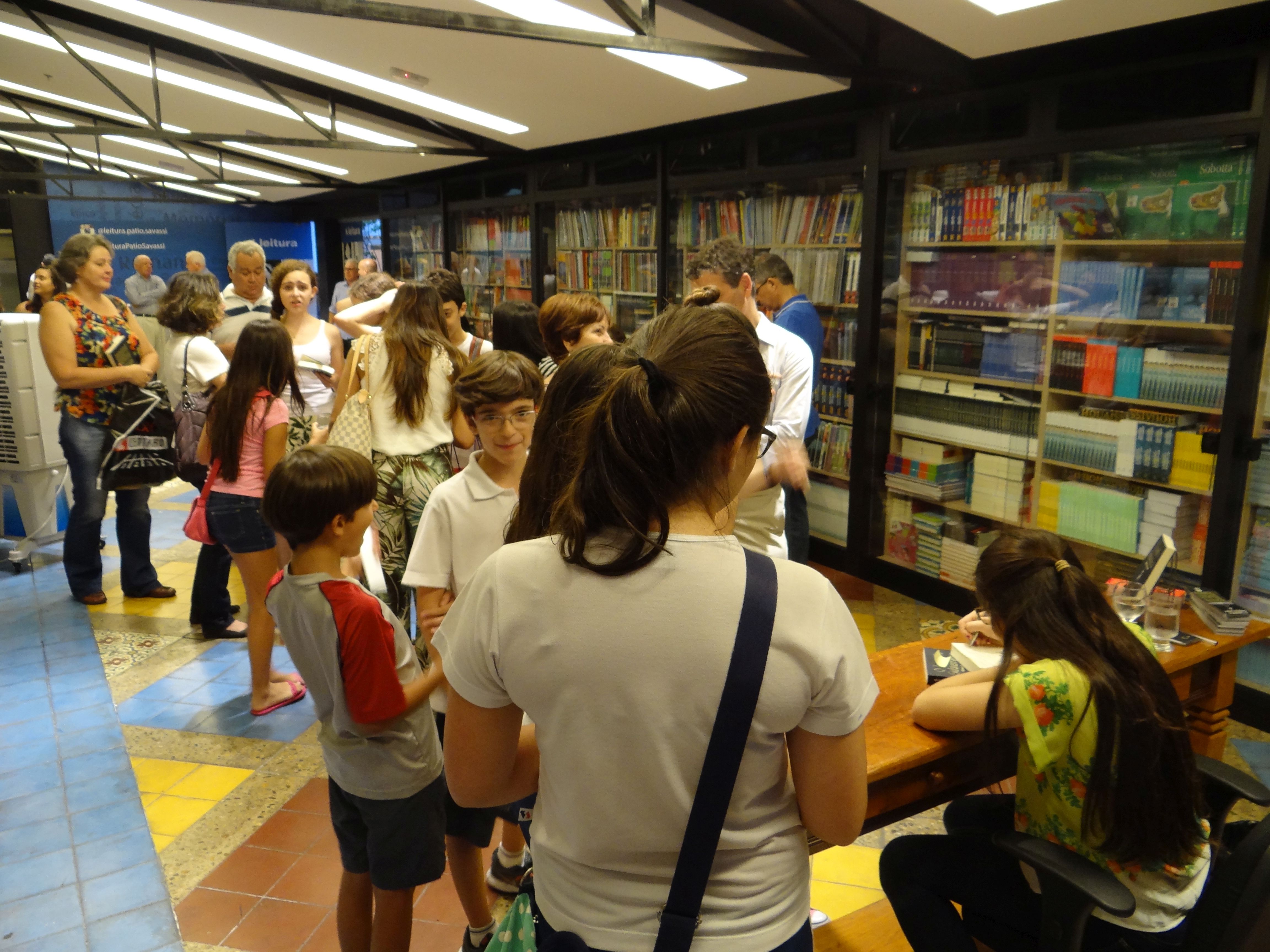 Lançamento do livro “O Império Subterrâneo”, de Rafaela Polanczyk, realizada na Leitura do Pátio Savassi (Foto: Carolina Resende)