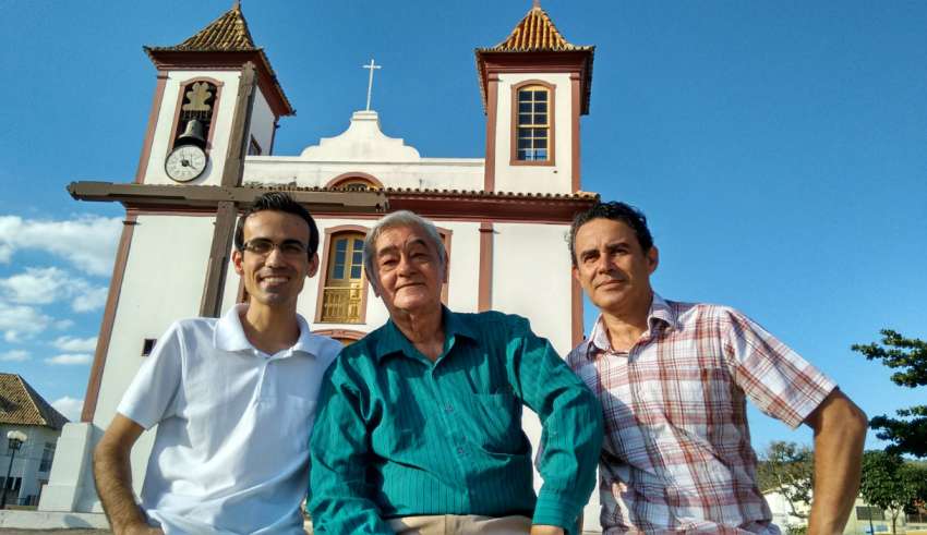 Autores da Coleção Pitangui 300 anos (Foto: Selma Assis)