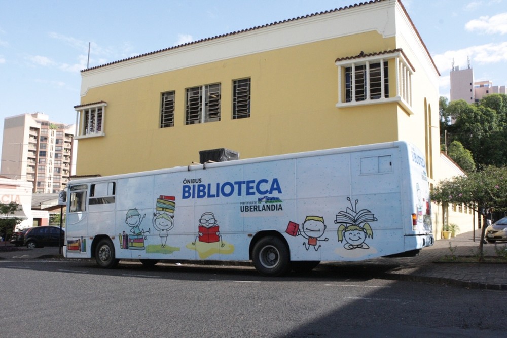 Veículo vai se instalar em bairros da cidade para disponibilizar livros de forma gratuita (Foto: Prefeitura de Uberlândia/Divulgação)