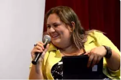A jornalista Jéssica Balbino é a idealizadora do projeto 'Margens' (Foto: Divulgação)