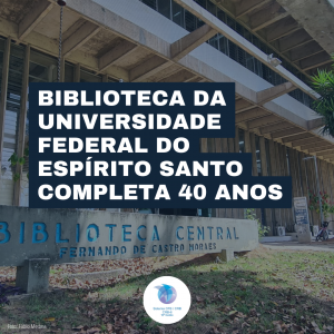 Abrigo do maior acervo bibliográfico do Espírito Santo, a sede da Biblioteca Central da Universidade Federal do Espírito Santo (UFES) completou 40 anos no dia 16 de agosto. Instalada de forma imponente no prédio Professor Fernando de Castro Moraes, no campus Alaor de Queiroz Araújo, mais conhecido como campus de Goiabeiras, a biblioteca abrigou, ao longo destas quatro décadas, diversas manifestações culturais, artísticas e científicas, sem deixar de cumprir sua principal função: oferecer conhecimento aos estudantes e professores da universidade. A construção do prédio foi iniciada no final da década de 1970, mas foi concluída apenas em 1982. Ao longo do tempo, a estrutura do local passou por modificações que adaptaram suas instalações às demandas de cada época, sempre oferecendo um espaço adequado para realização de estudos e pesquisas, que se encontram em todos pavimentos, cujas mesas possuem caixas elétricas para conexão de equipamentos eletrônicos; salas climatizadas para estudo individual; sala de informática com 30 computadores; dois auditórios; e uma sala para realização de cursos e treinamentos pela equipe da biblioteca. O prédio também atende às questões relacionadas à acessibilidade, tornando possível sair do patamar de 30% de atendimentos às necessidades de pessoas com deficiência para mais de 70%. Assim, a Biblioteca Central oferece ambientes convidativos e confortáveis para a comunidade universitária. O espaço é administrado por uma competente equipe de Bibliotecários, atentos para oferecer o acesso ao conhecimento de forma rápida e assertiva. 